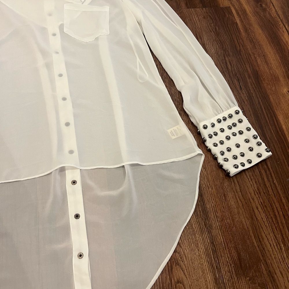 Double Zero White Long Sleeve Blouse With Gem Sleeves — image 4 of 8